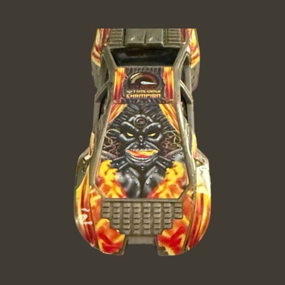 Hot Wheels Maximum Destruction Rev N Go Friction Monster Truck 1:43 - Picture 5 of 10